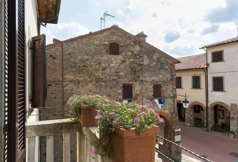 Perhehuone, Locanda Antico Borgo