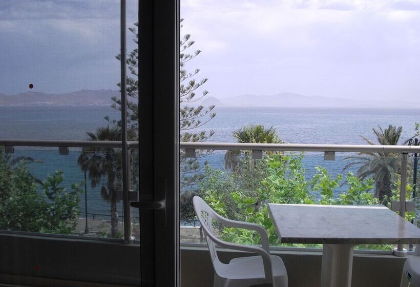 海の見える１ベッドルームアパートメント, Bristol Sea View Apartments