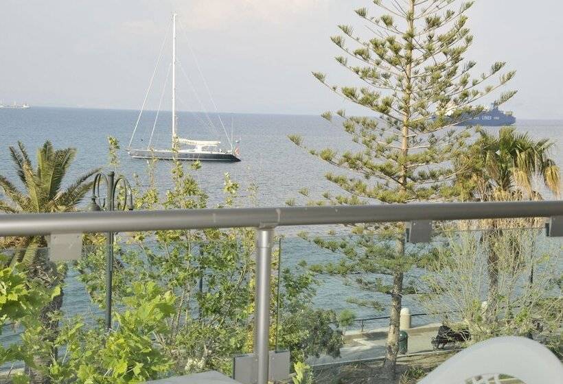 海の見える１ベッドルームアパートメント, Bristol Sea View Apartments