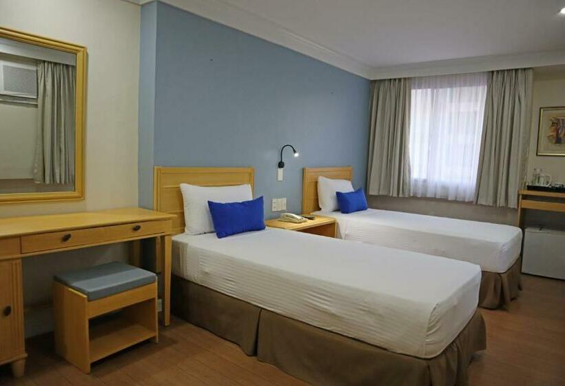Quarto deluxe, Fersal Hotel Malakas, Quezon City