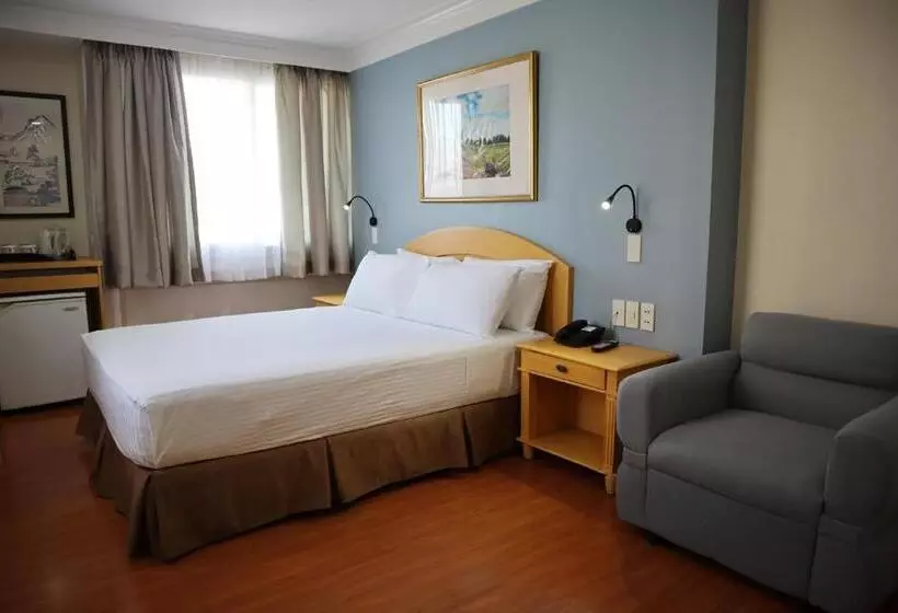 سوییت اجرایی, Fersal Hotel Malakas, Quezon City
