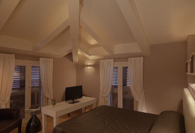 اتاق لوکس, Arnolfo & Aqua Laetitia Spa & Beauty