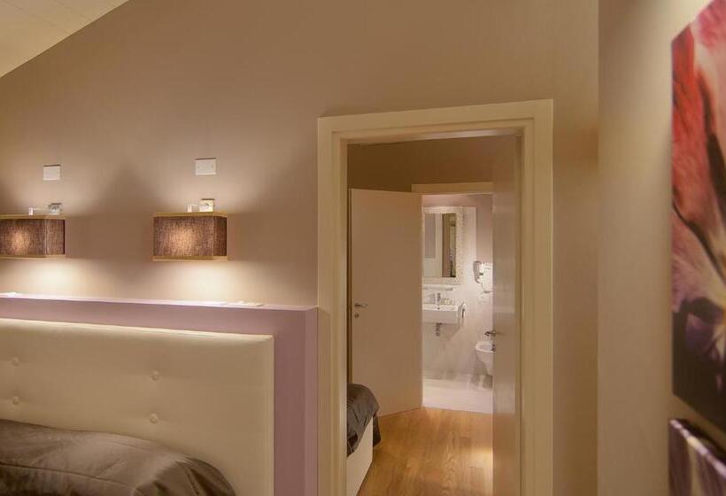 اتاق خانوادگی, Arnolfo & Aqua Laetitia Spa & Beauty