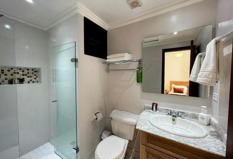 غرفة قياسية بالطابق الأرضى, Casa La Fe By Bespokecolombia