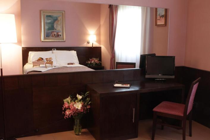 اتاق استاندارد, City