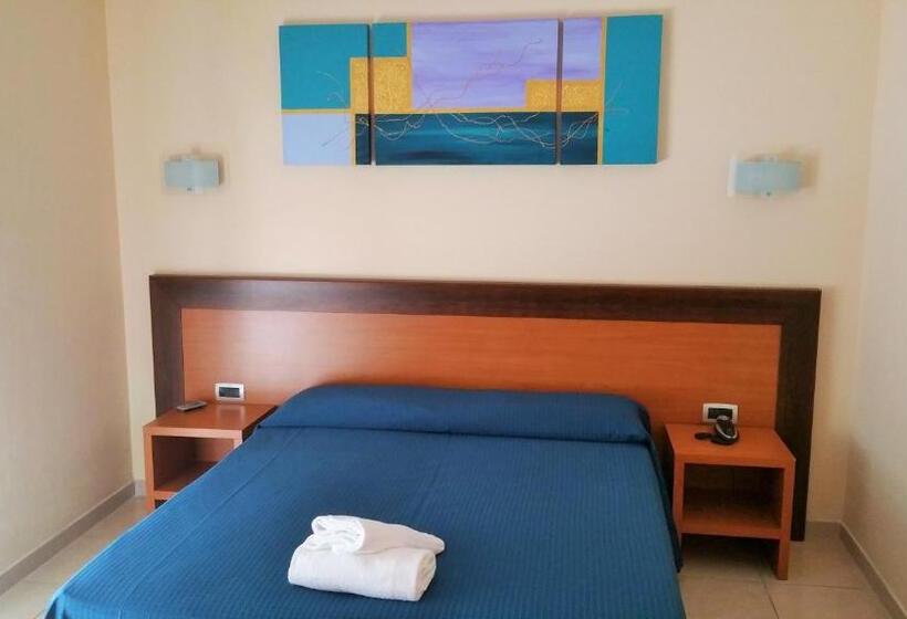 스탠다드 룸, Club Koiné