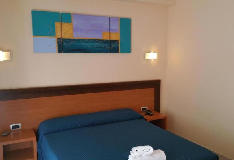 스탠다드 룸, Club Koiné