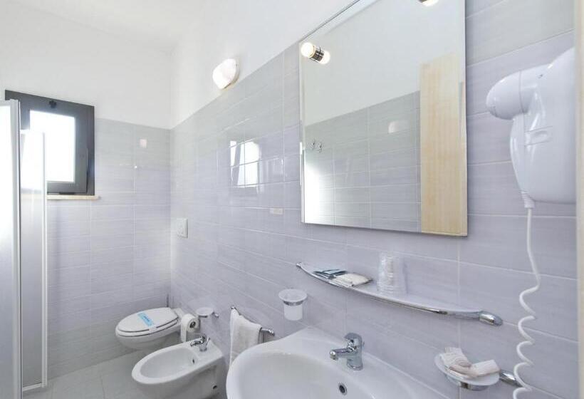 스탠다드 룸, Club Koiné