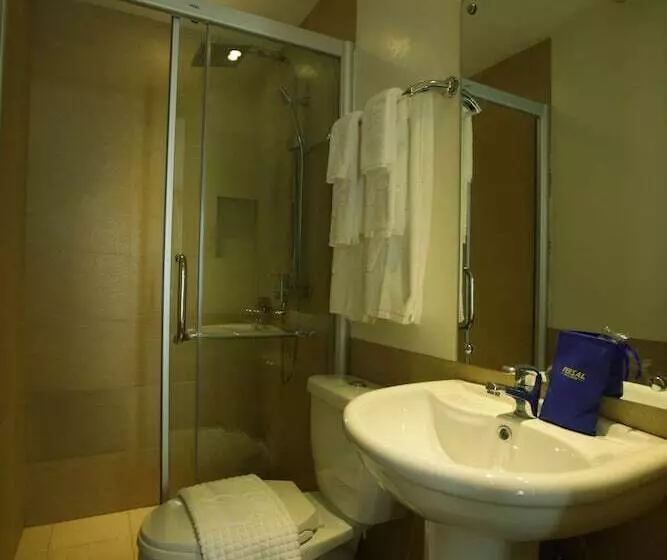 اتاق لوکس یک تخته, Fersal Hotel Malakas, Quezon City