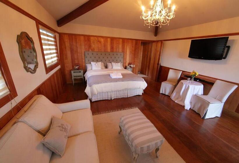 스위트 킹사이즈 침대, Finca Lerida Coffee Plantation And Boutique