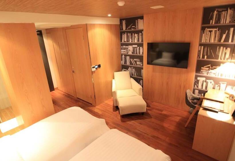 Quarto superior, Grammos