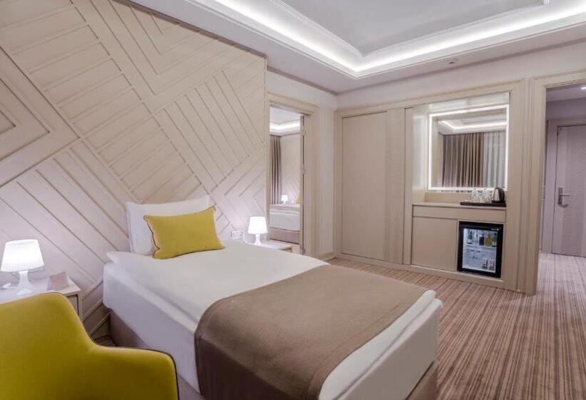 سوییت لوکس, Kaleli