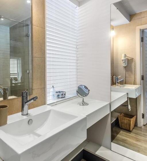 חדר סטנדרט נוף לבריכה, Lagoon Attitude