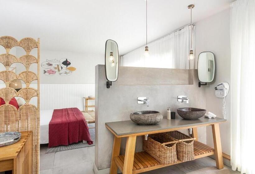 סוויטה, Lagoon Attitude