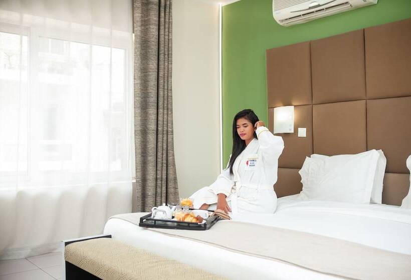 سوئیت سینیور, Le Grand Mellis Hôtel & Spa