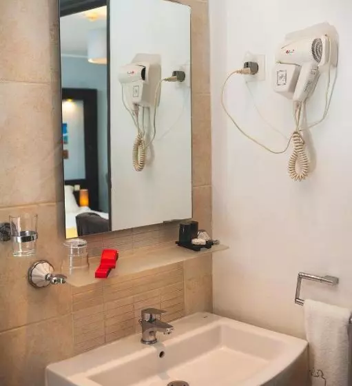 اتاق استاندارد با بالکن, Le Grand Mellis Hôtel & Spa