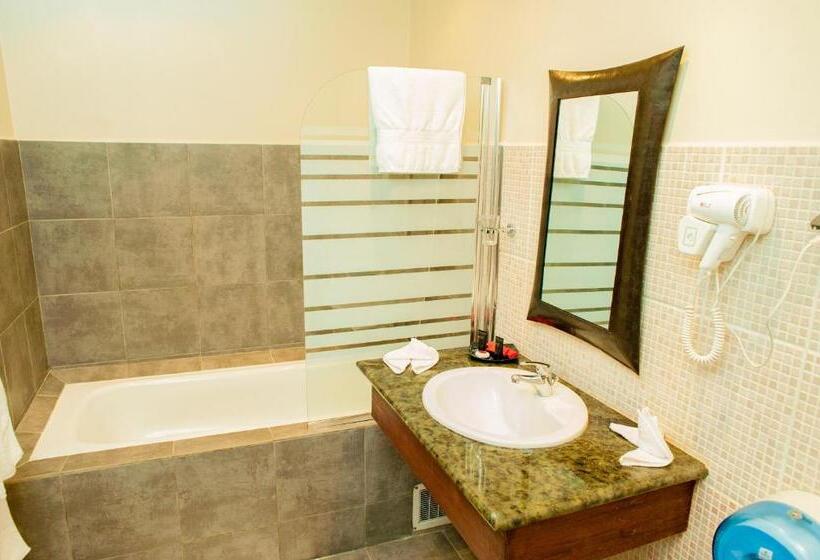 سوئیت سینیور, Le Grand Mellis Hôtel & Spa