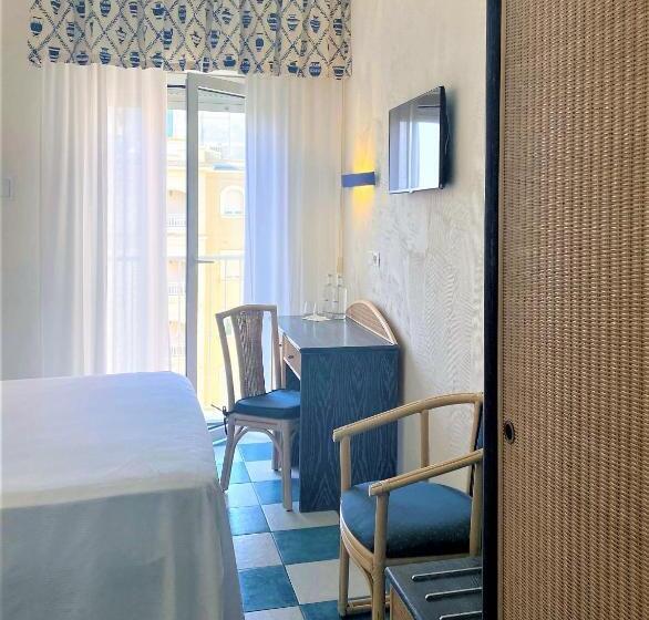 غرفة قياسية, Luxor Cattolica Beach