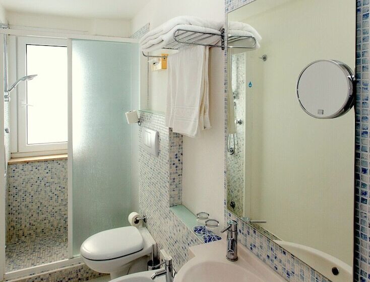 غرفة قياسية, Luxor Cattolica Beach