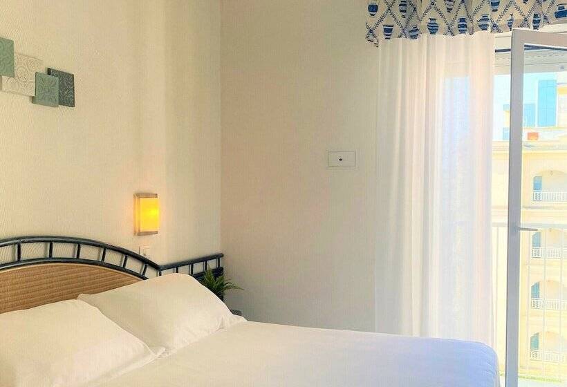 غرفة قياسية, Luxor Cattolica Beach