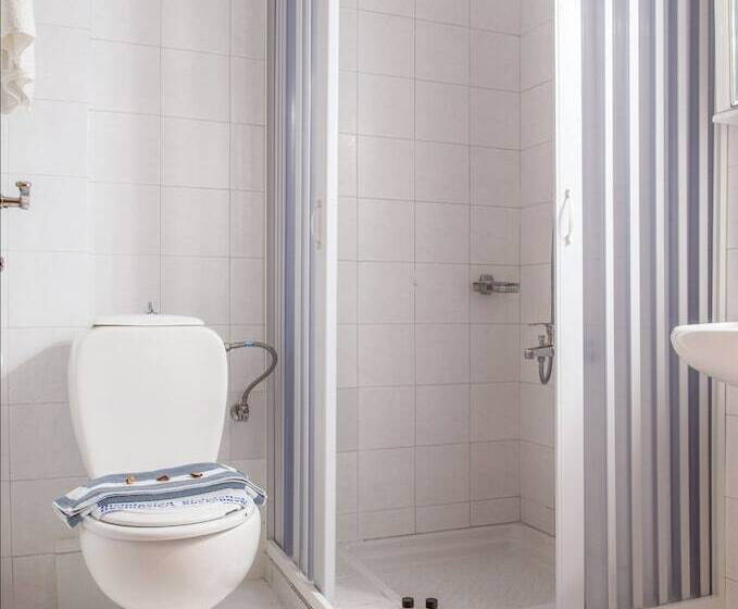 Четырехместный Номер Стандарт, Rema