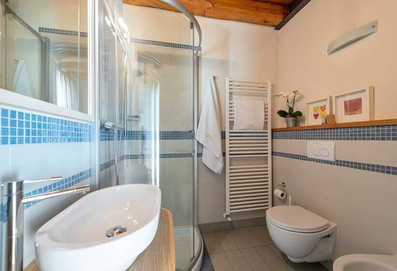 اتاق استاندارد یک نفره, Rovere
