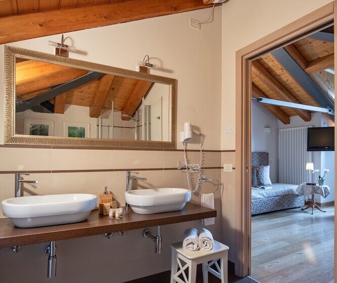 سوییت جونیور, Rovere