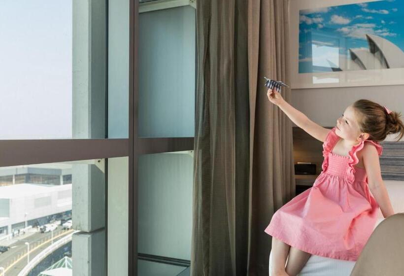 جناح عائلي, Rydges Sydney Airport