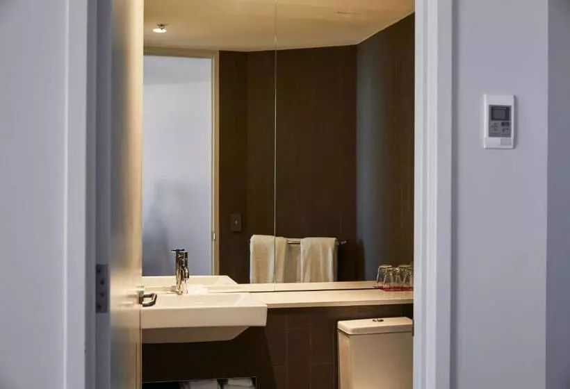 キングサイズベッドのスイートルーム, Rydges Sydney Airport