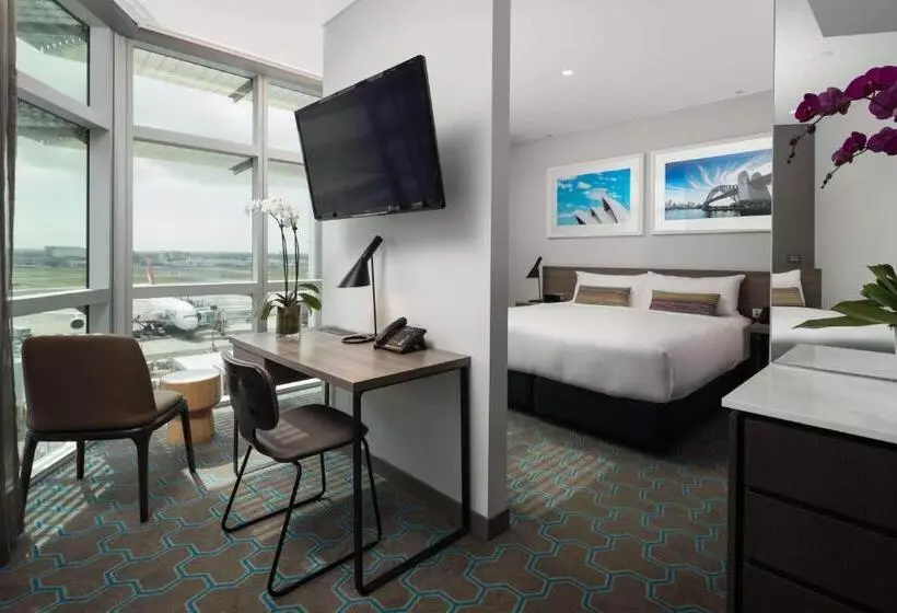 キングサイズベッドのスイートルーム, Rydges Sydney Airport