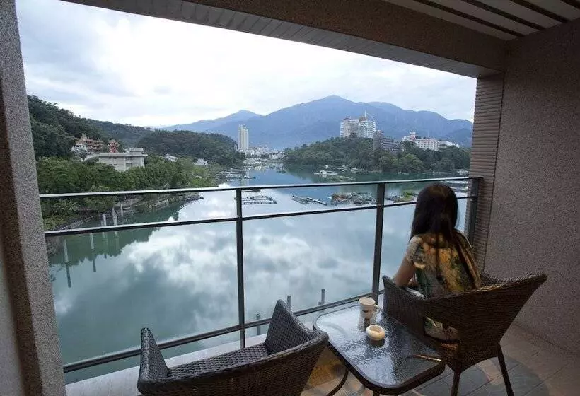 اتاق استاندارد با چشم‌انداز دریاچه, Sun Moon Lake
