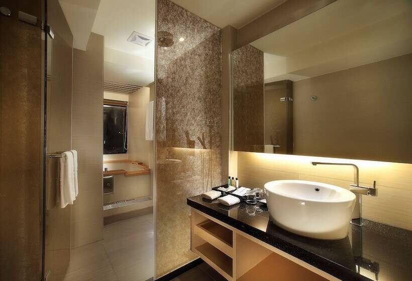 Deluxe Room Mountain View, Sun Moon Lake