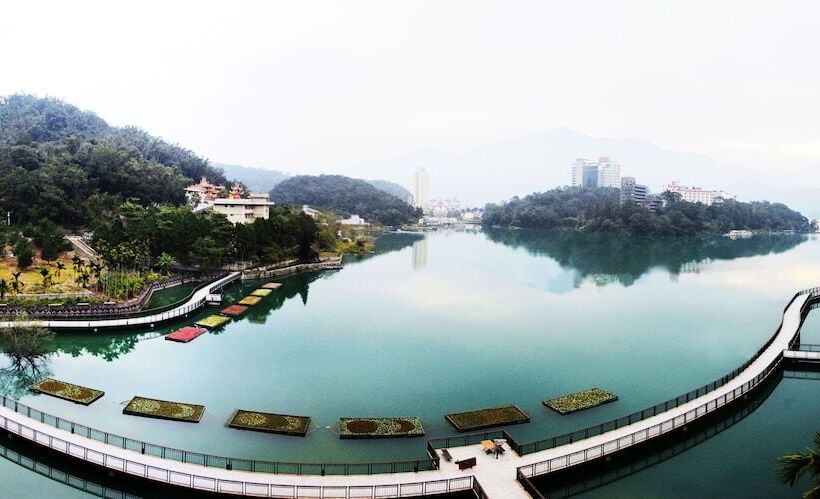 اتاق لوکس چهار تخته, Sun Moon Lake