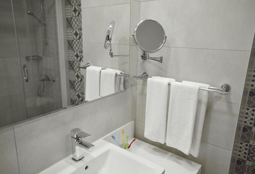 سوییت جونیور, Tui Blue Tropical