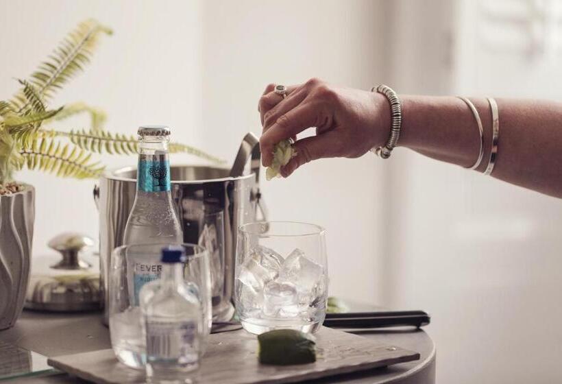 套房, Tweedies Bar And Lodge