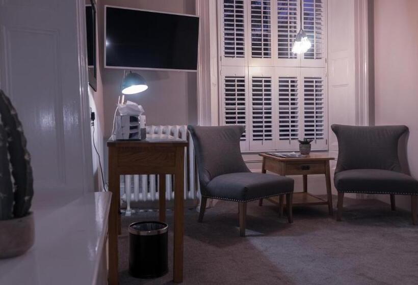 套房, Tweedies Bar And Lodge