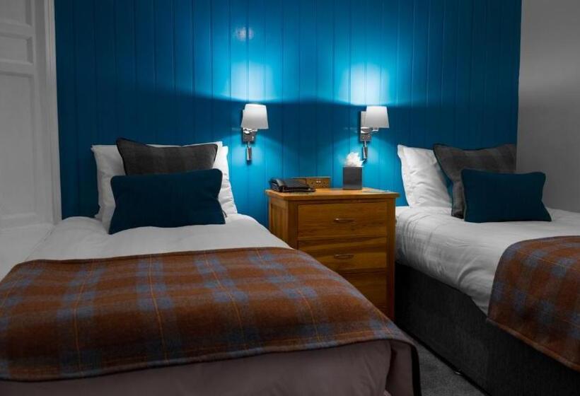 标准间, Tweedies Bar And Lodge