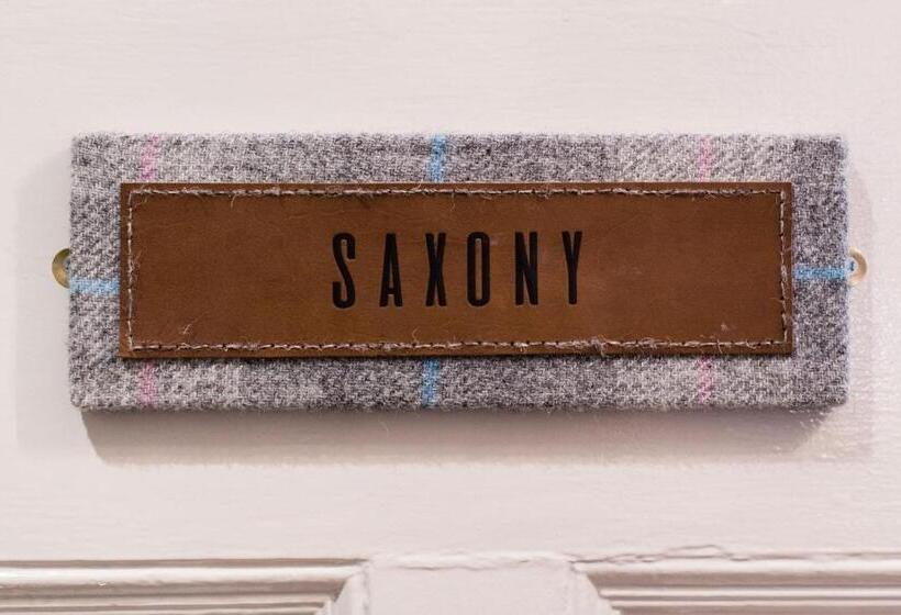 标准间, Tweedies Bar And Lodge