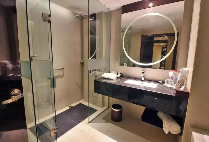 デラックスルーム, Swiss Belhotel Harbour Bay