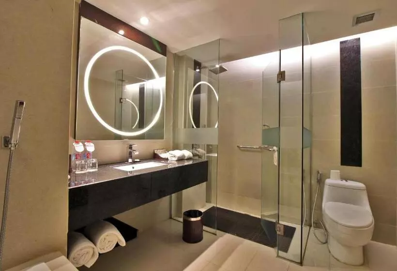 デラックスルーム, Swiss Belhotel Harbour Bay