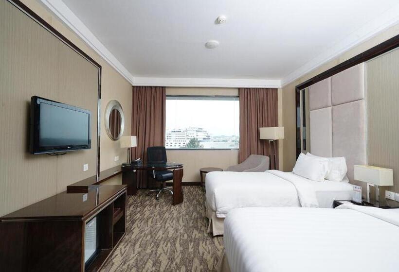 Номер Superior, Swiss Belhotel Harbour Bay