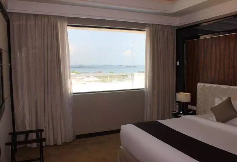 プレジデントスイートルーム, Swiss Belhotel Harbour Bay