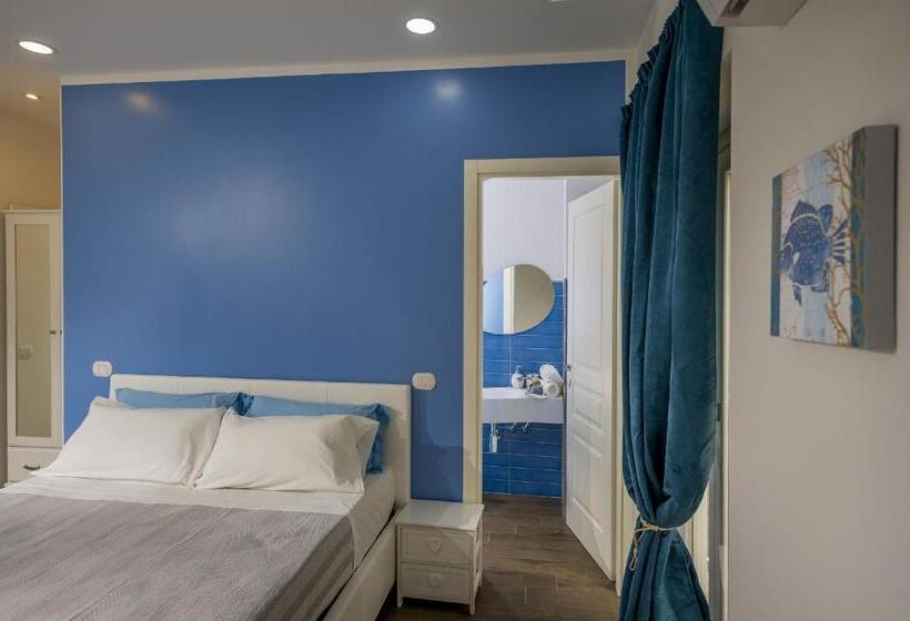 スタンダードルーム, Atrium