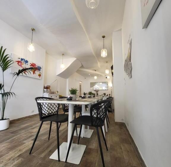 テラス付スタンダードルーム, Atrium