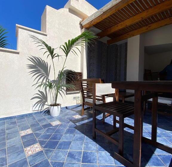 コンフォートトリプルルーム, Atrium