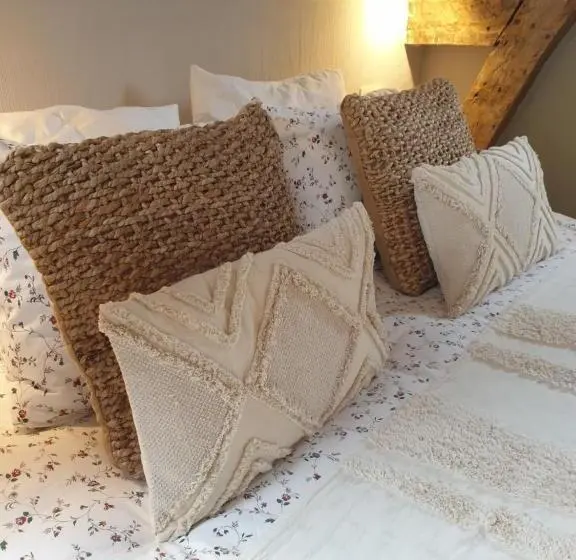 スタンダードルーム, Escale Chambre D Hôtes Au Coeur Du Vieux Profondeville Entre Namur Et Dinant