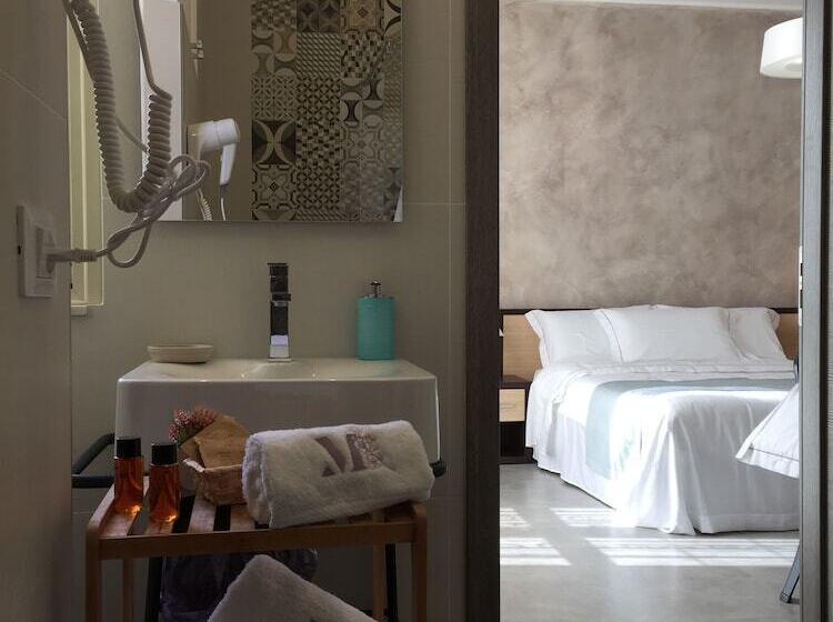 스탠다드 트리플 룸 풀장 전망, Marricriu Camere Avola