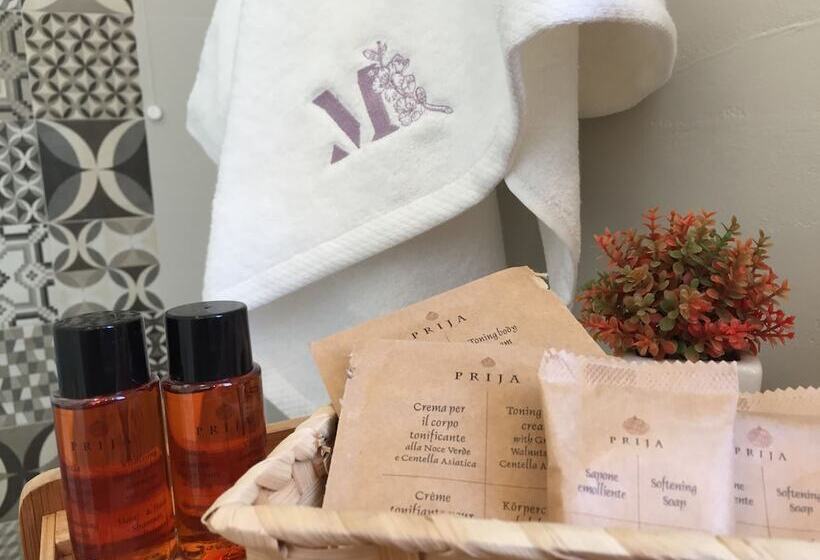 스탠다드 트리플 룸 풀장 전망, Marricriu Camere Avola