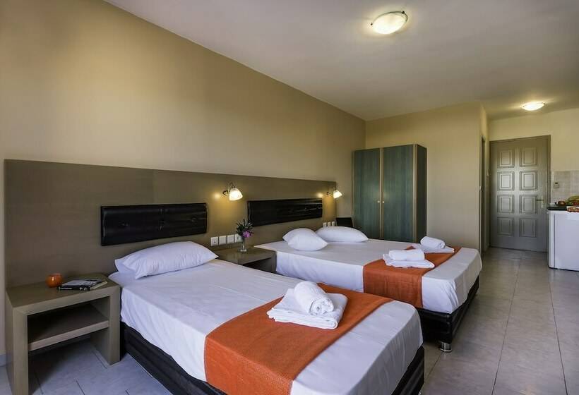 استودیوی استاندارد, Kozanos Hotel & Suites