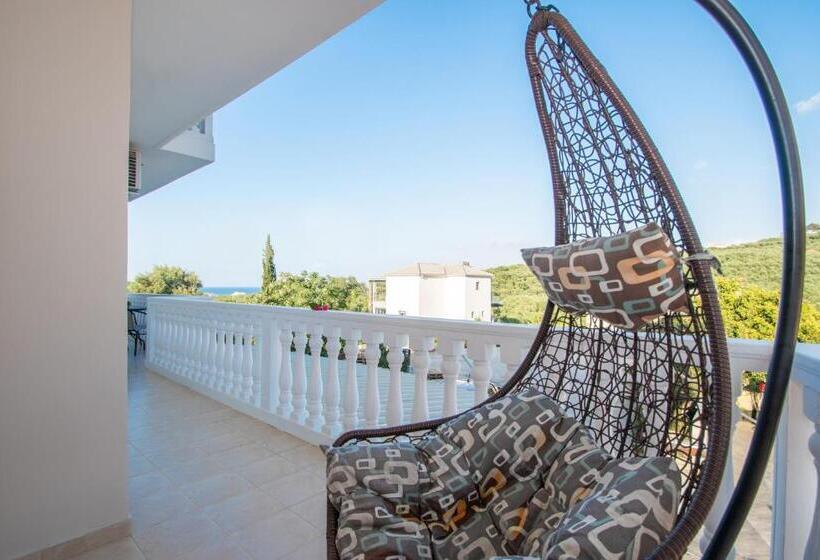 ویلای یک اتاق خوابه با استخر شنا, Kozanos Hotel & Suites